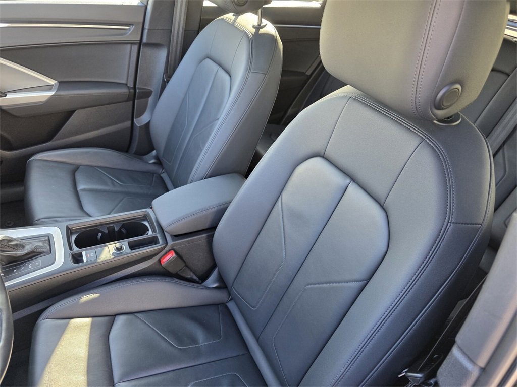 Used 2022 Audi Q3 2.0T Premium Plus image 10