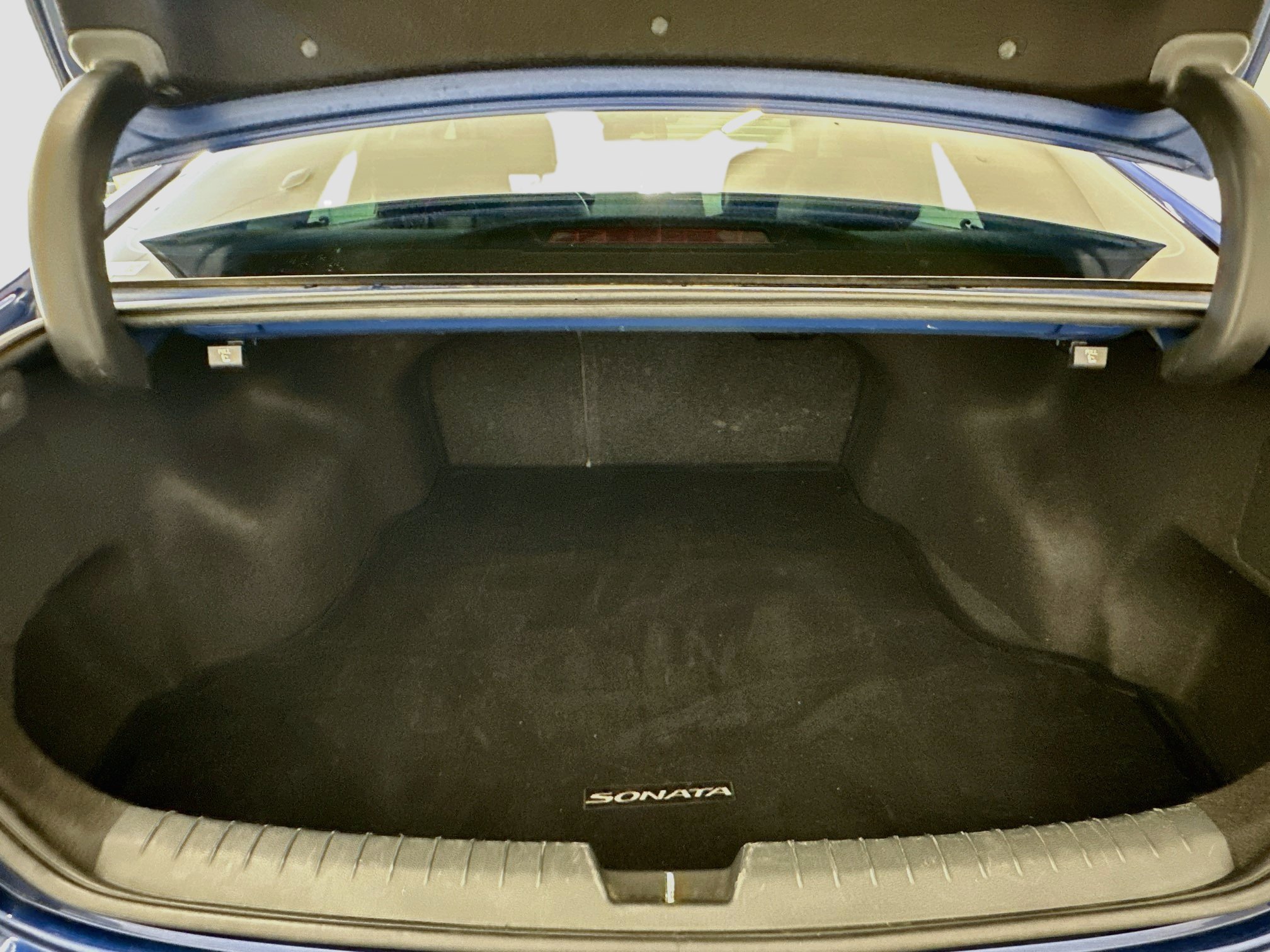 Used 2017 Hyundai Sonata Sport w/ Value Edition Package 02 FWD image 30