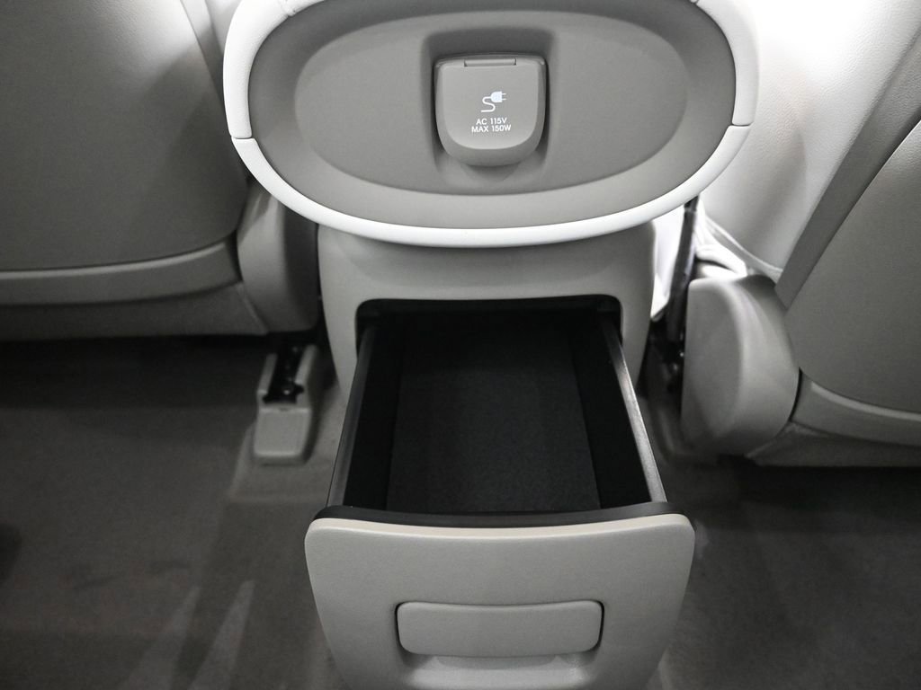 New 2026 Hyundai Palisade Limited image 24