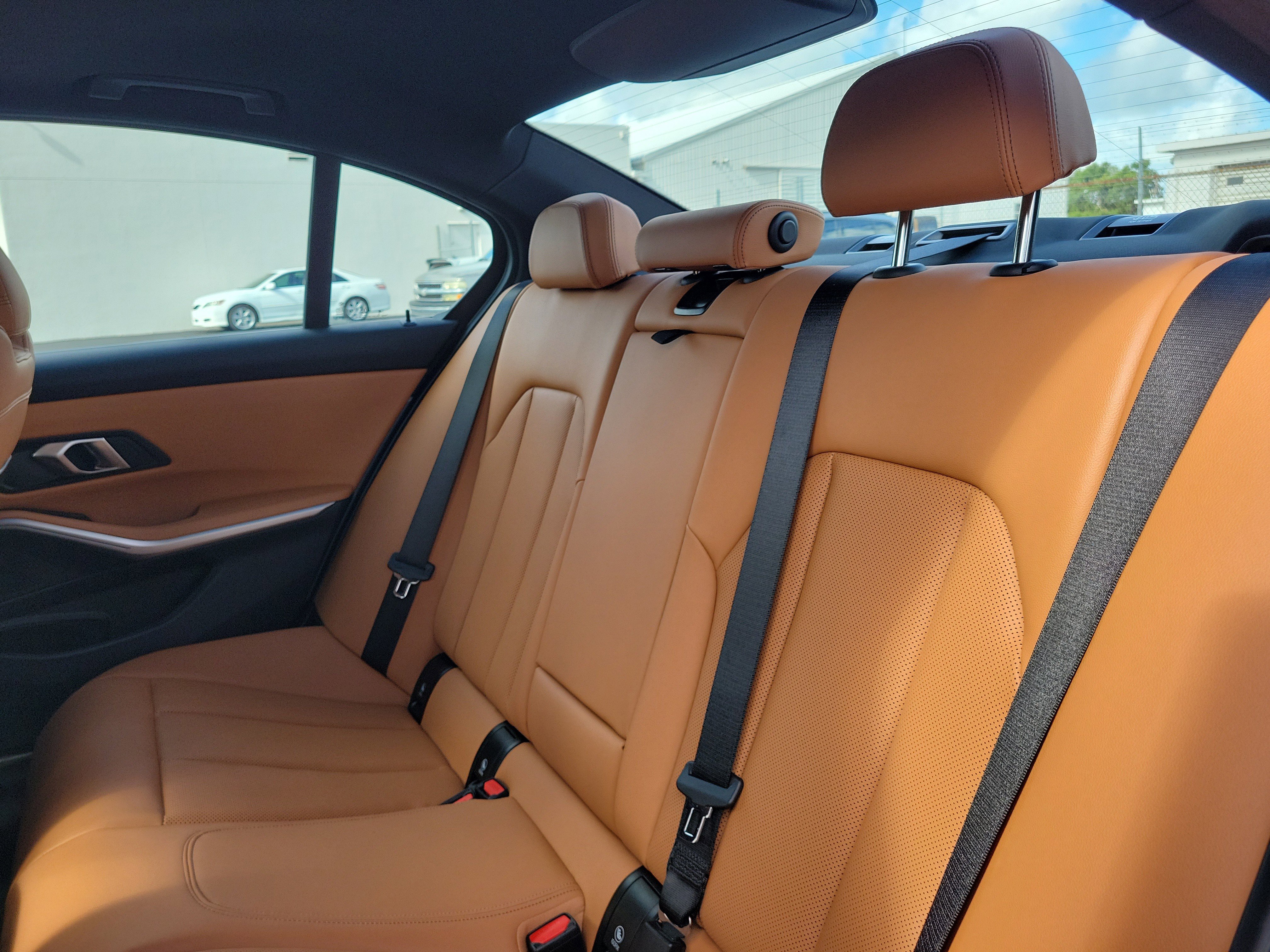Used 2025 BMW 330i Sedan RWD image 10