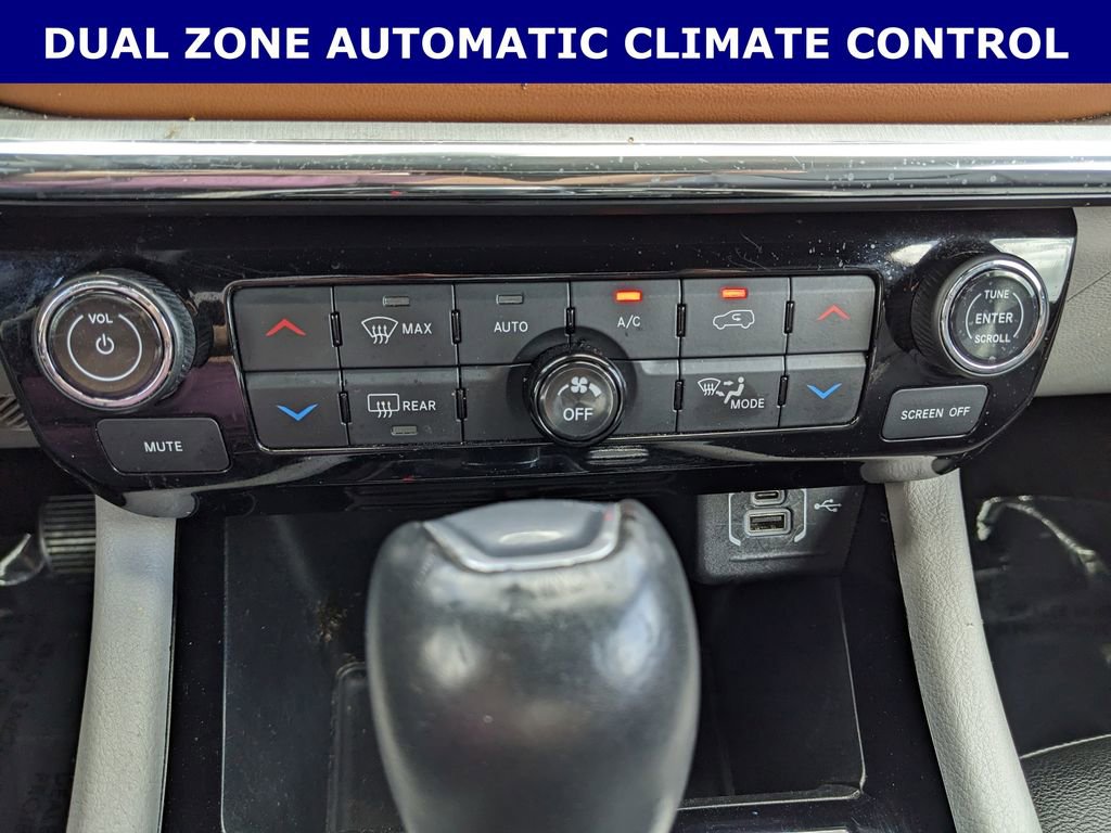 Certified 2024 Jeep Compass Limited AWD/4WD image 15