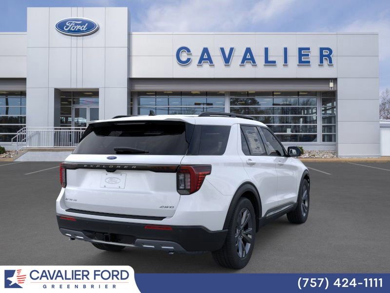 Used 2025 Ford Explorer Active w/ Active Comfort Package image 8