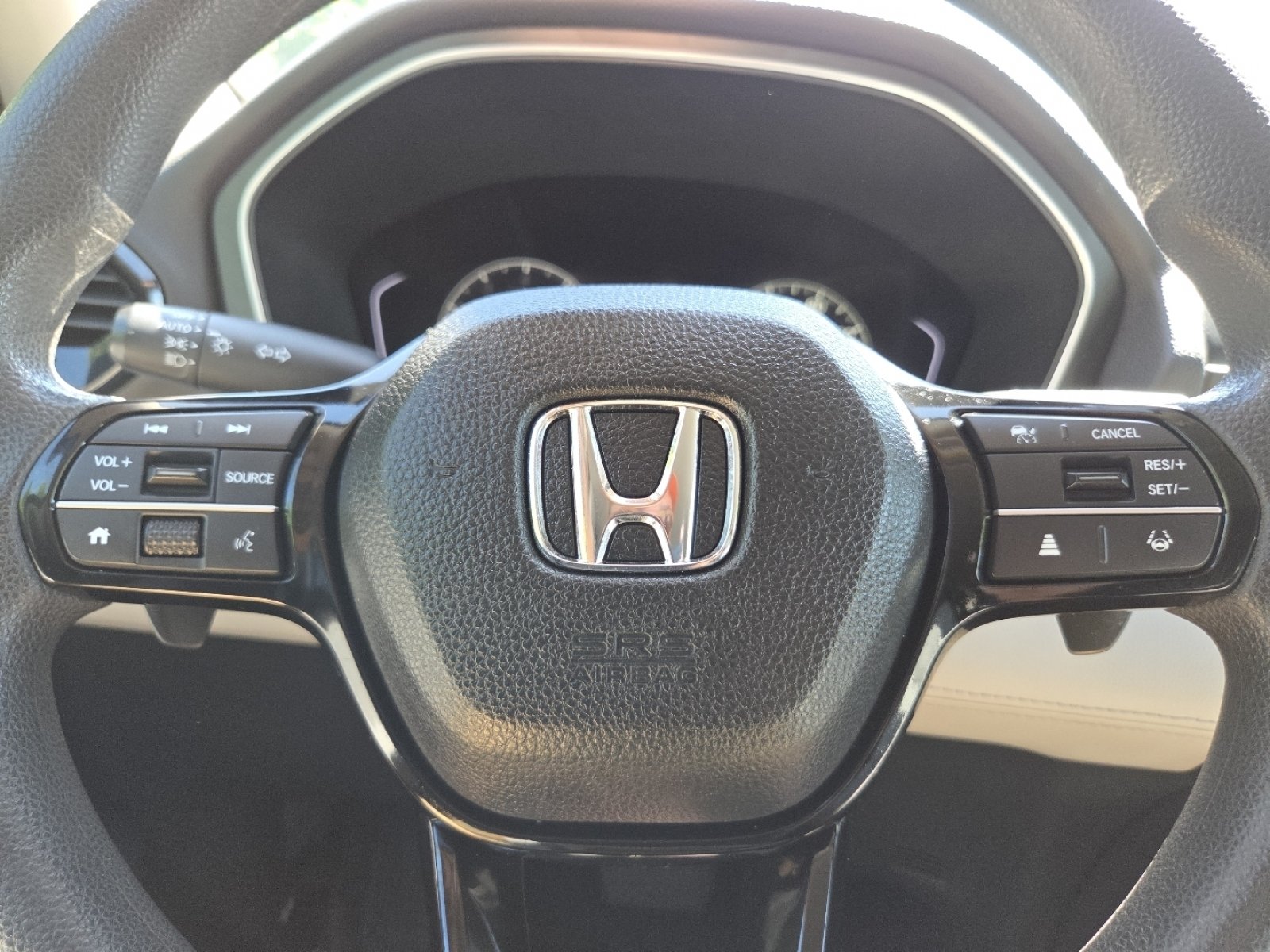 Certified 2023 Honda Pilot LX image 30