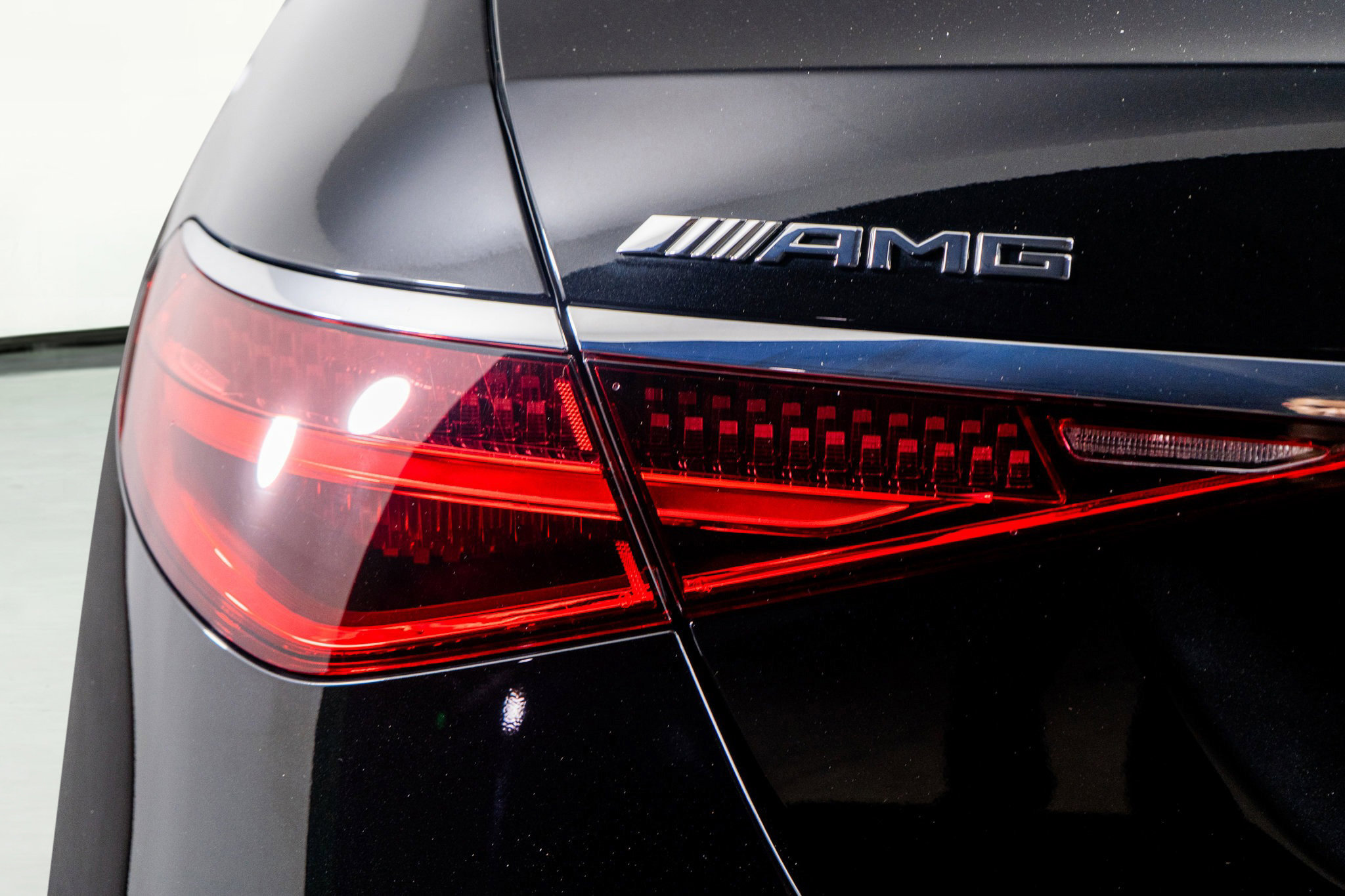 Used 2025 Mercedes-Benz S 63 AMG S w/ AMG Night Package image 12