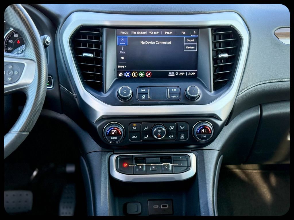 Used 2023 GMC Acadia SLE w/ Driver Convenience Package FWD image 31