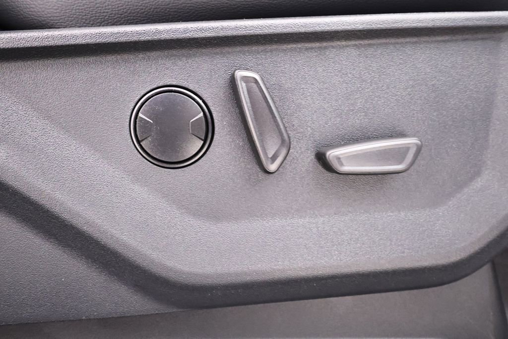 New 2026 Ford F350 Lariat AWD/4WD image 18