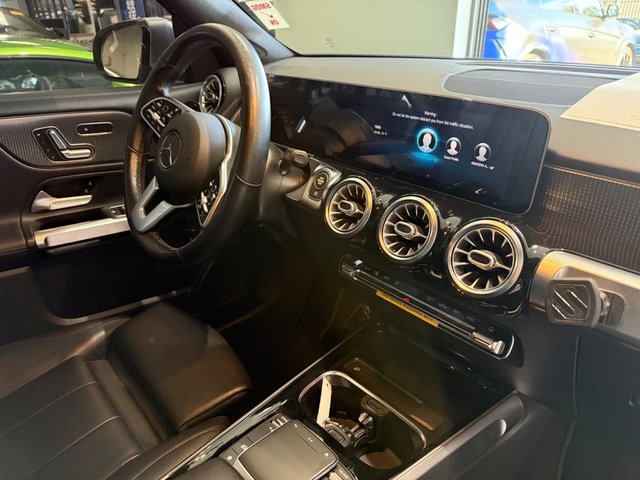 Used 2021 Mercedes-Benz GLB 250 image 20