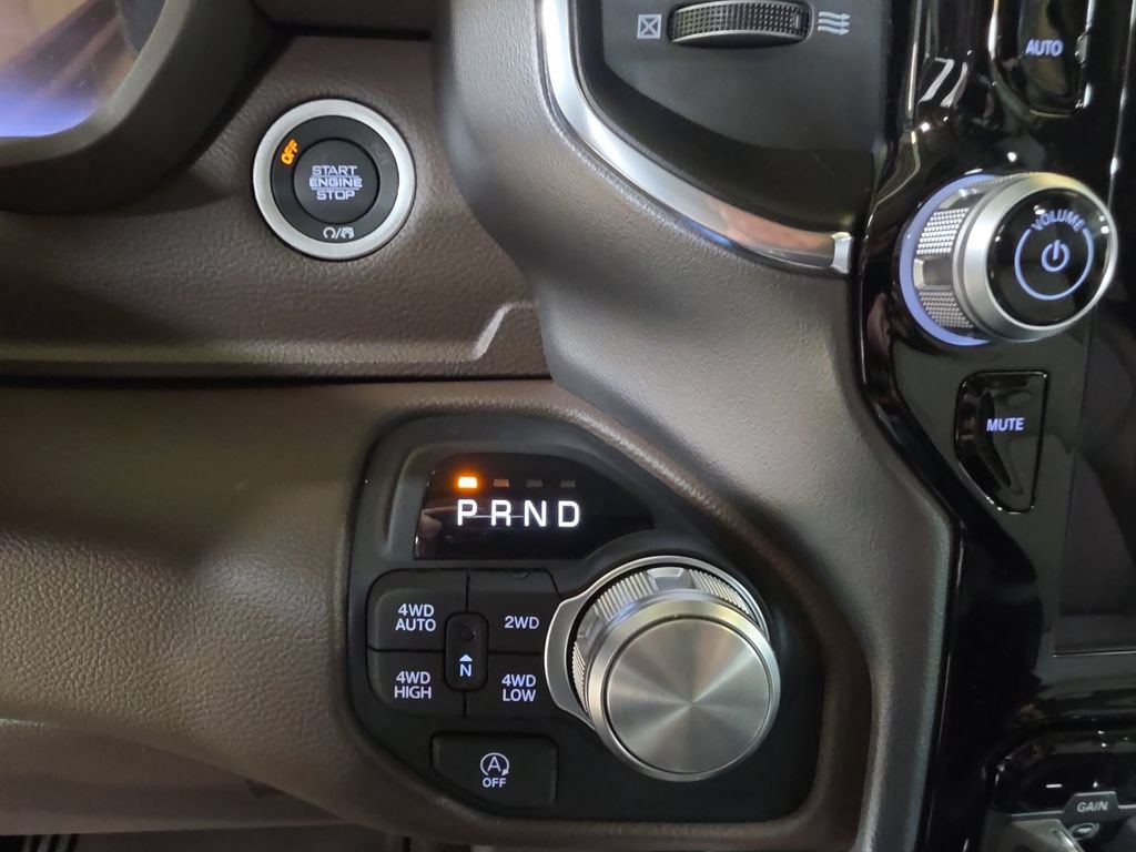 New 2027 RAM 1500 Laramie w/ Advanced Safety Group II AWD/4WD image 23