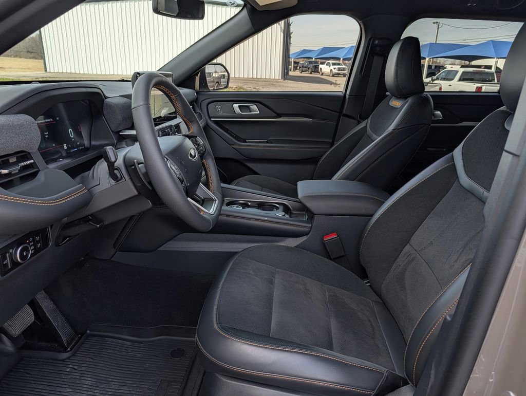 Used 2026 Ford Explorer Tremor w/ Tremor Convenience Package image 26