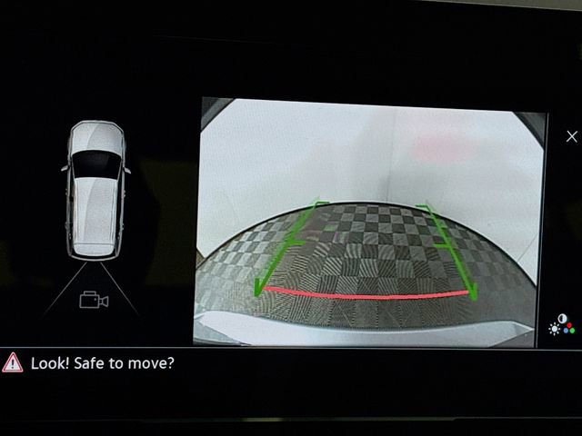 New 2026 Volkswagen Taos S image 15