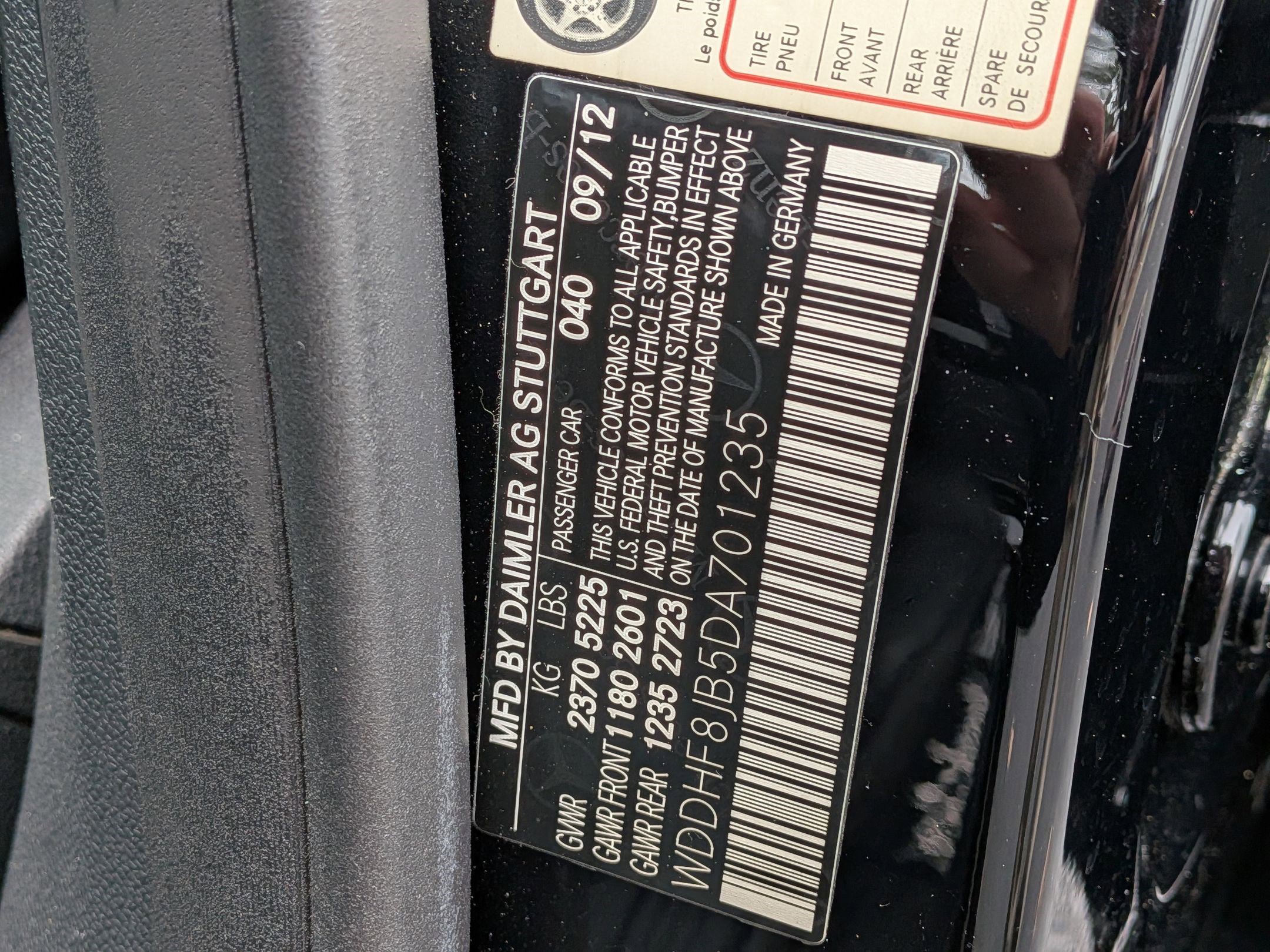 Used 2013 Mercedes-Benz E 350 4MATIC Sedan image 38