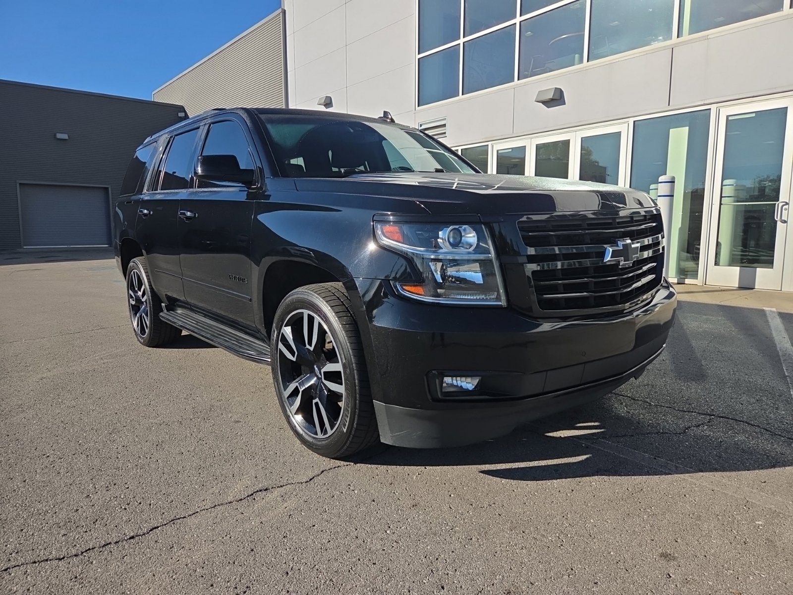 Used 2019 Chevrolet Tahoe Premier AWD/4WD image 31