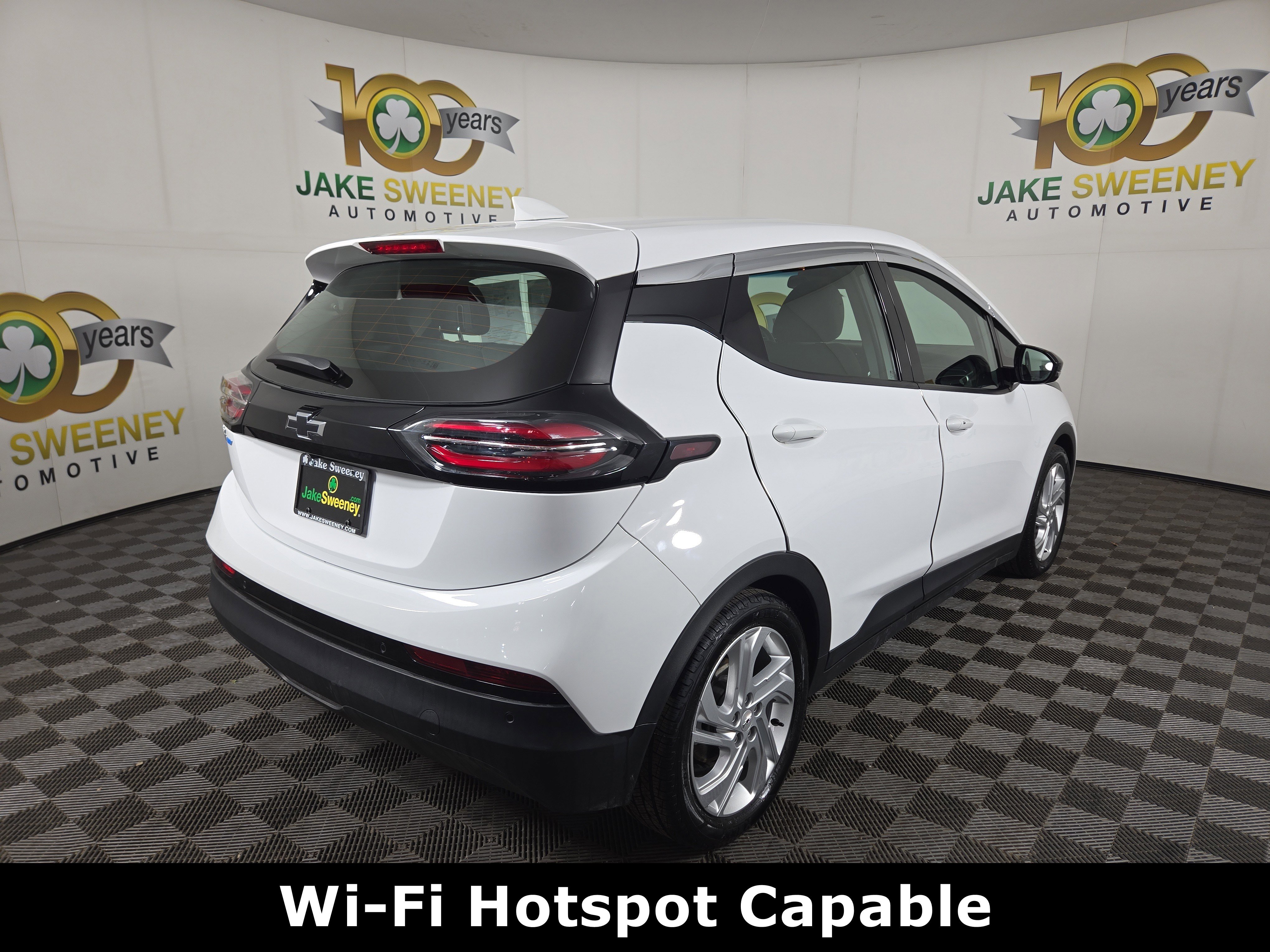 Certified 2023 Chevrolet Bolt LT w/ Driver Confidence Package image 9