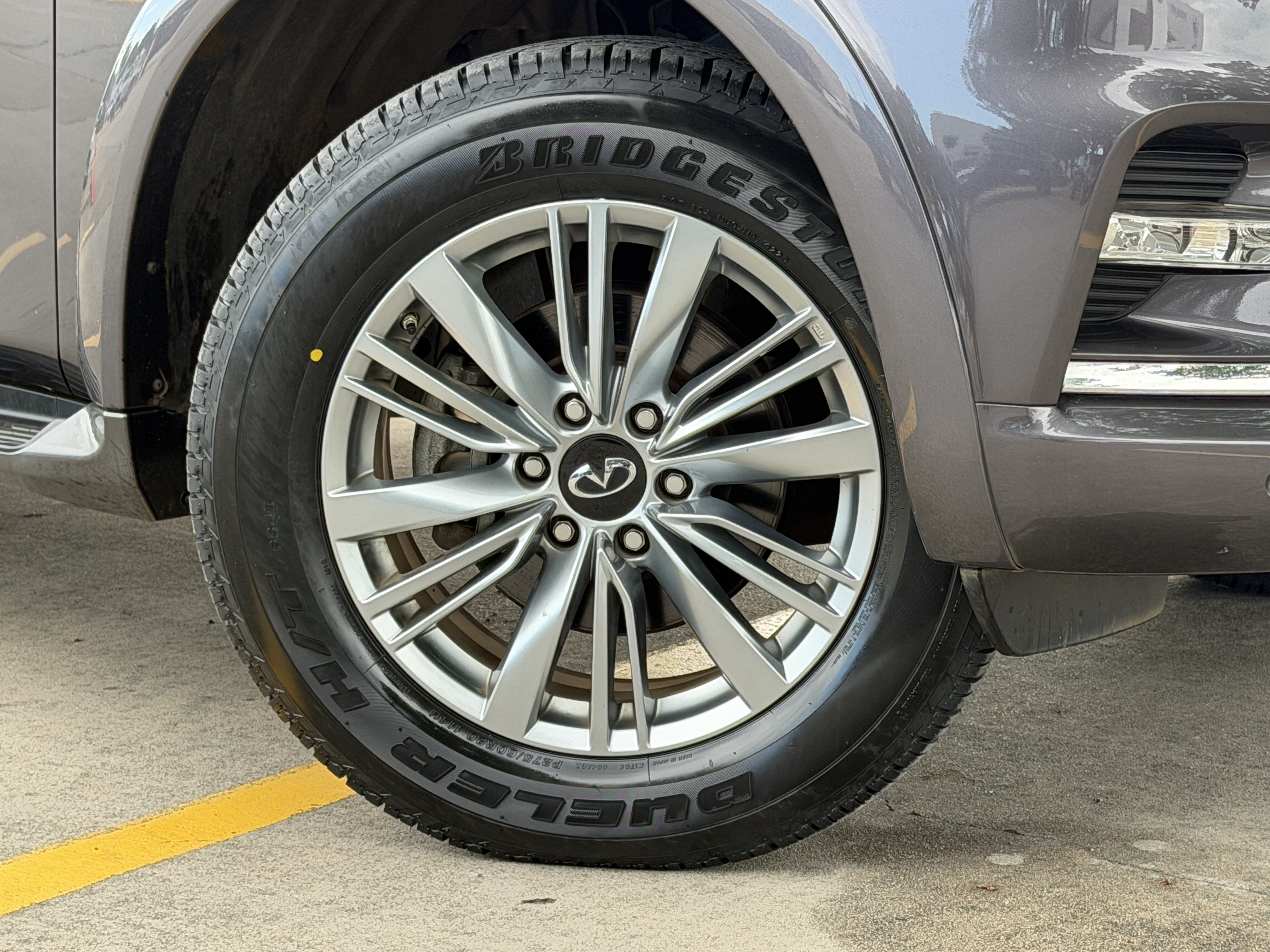 Used 2024 INFINITI QX80 Luxe AWD/4WD image 5