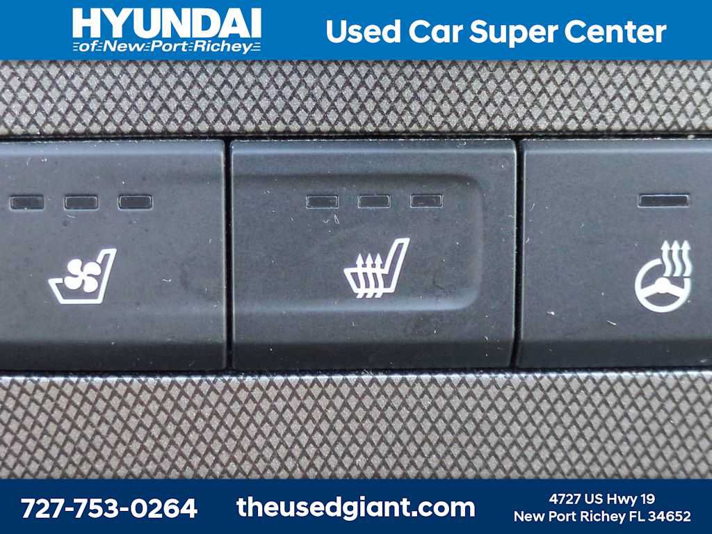 Certified 2021 Hyundai Palisade Calligraphy AWD/4WD image 28