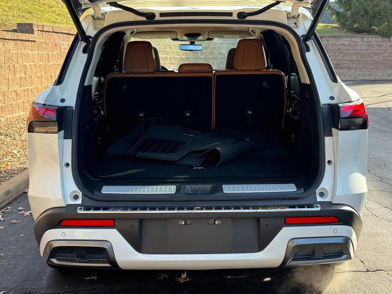 Used 2023 INFINITI QX60 Sensory w/ Vision Package image 9