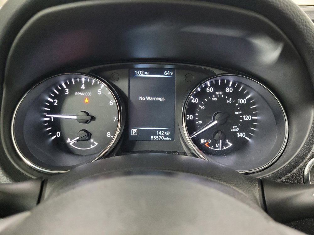 Used 2017 Nissan Rogue SV w/ SV Premium Package FWD image 23