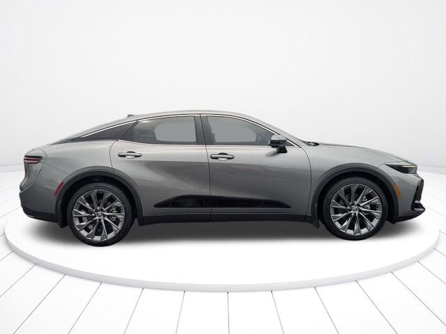 Used 2024 Toyota Crown Limited w/ Advanced Technology Package image 2