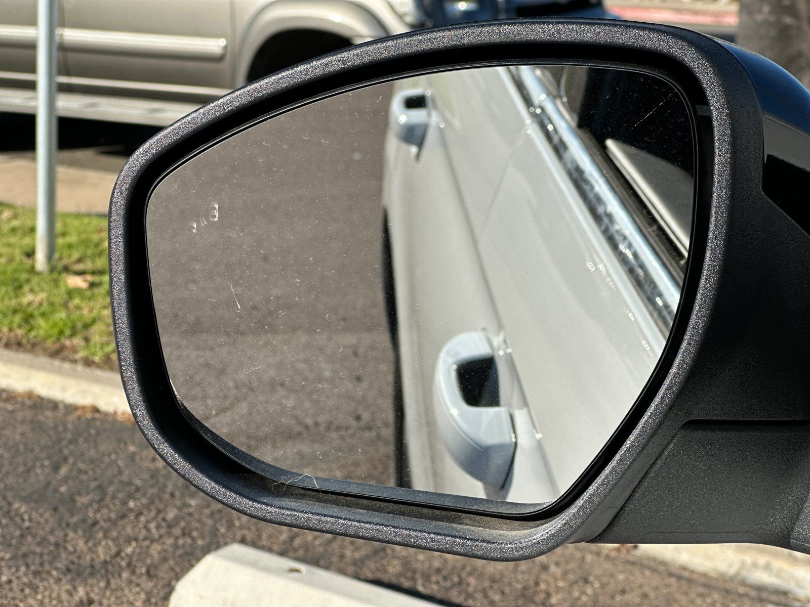 New 2025 Ford Expedition Active image 34