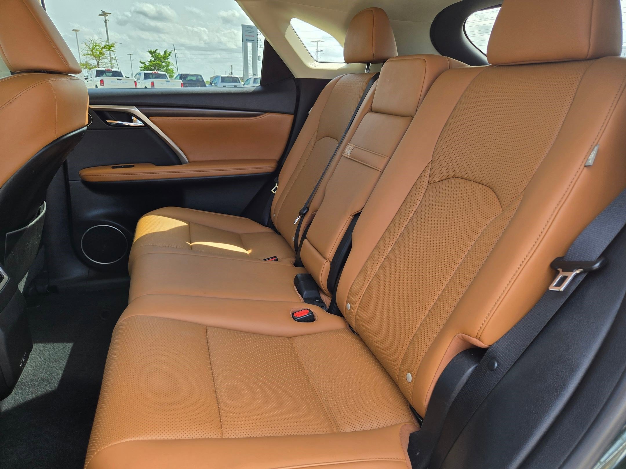 Used 2021 Lexus RX 450h AWD w/ Premium Package image 30