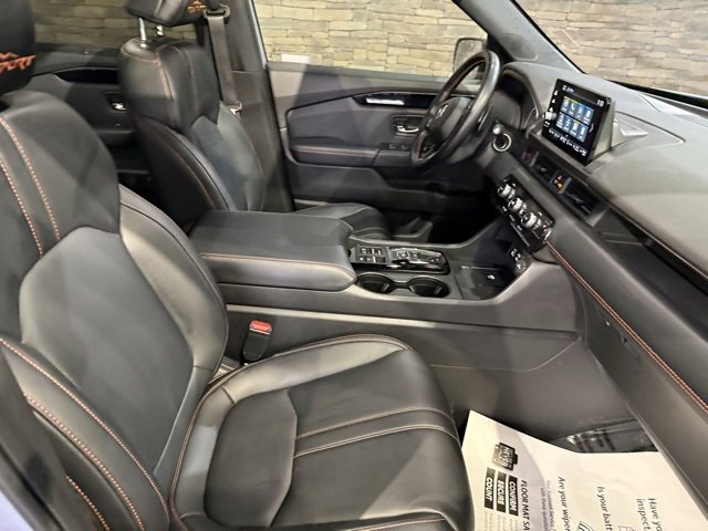 Used 2024 Honda Pilot TrailSport image 23