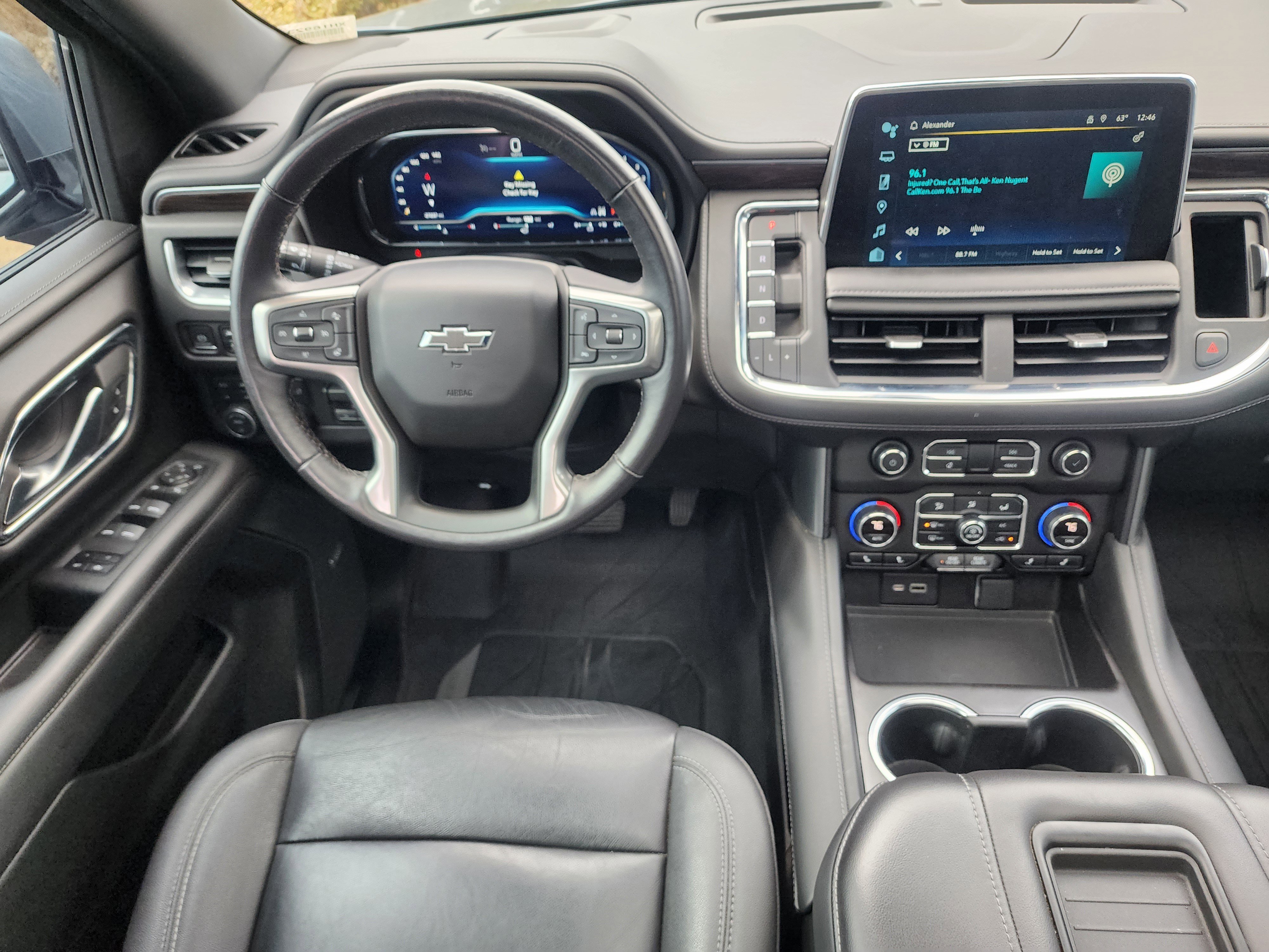 Used 2022 Chevrolet Tahoe Z71 w/ Z71 Off-Road Package image 21