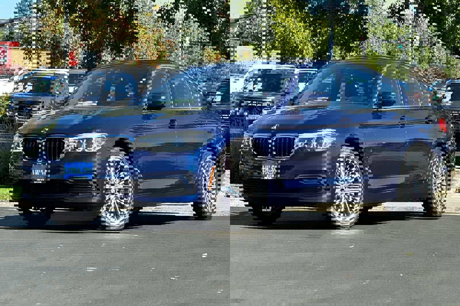Used 2020 BMW 530e w/ Convenience Package