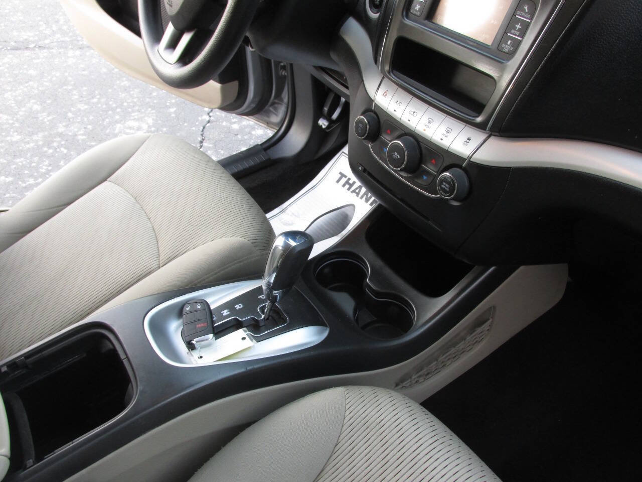 Used 2015 Dodge Journey SXT w/ Flexible Seating Group FWD image 24