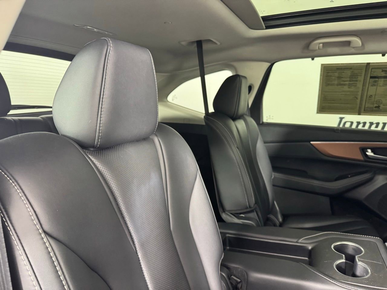 Used 2022 Acura MDX FWD w/ Technology Package image 31