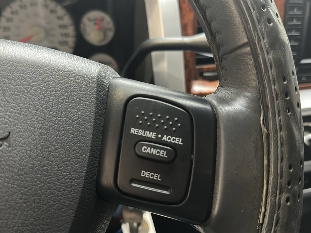 Used 2006 Dodge Ram 2500 Truck Laramie AWD/4WD image 24