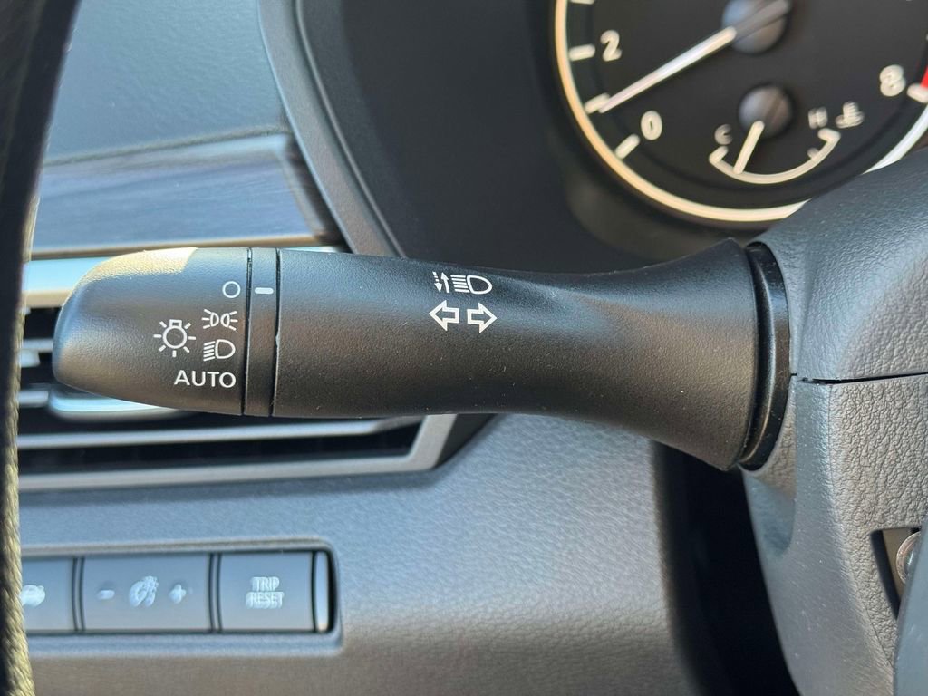 Certified 2025 Nissan Altima 2.5 SV w/ SV Special Edition Package AWD/4WD image 23