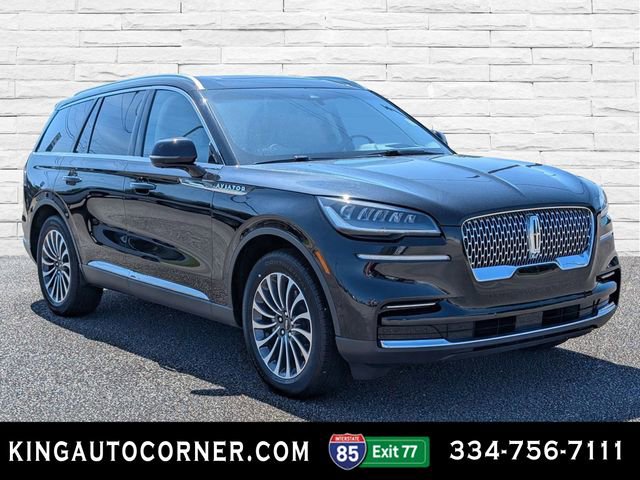 Used 2023 Lincoln Aviator Reserve w/ Equipment Group 201A image 3