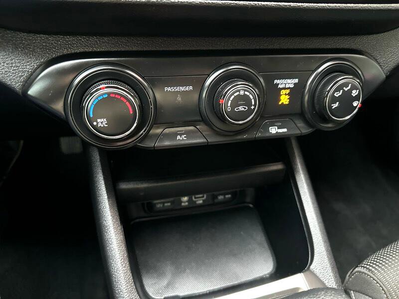 Used 2020 Kia Forte LXS image 18