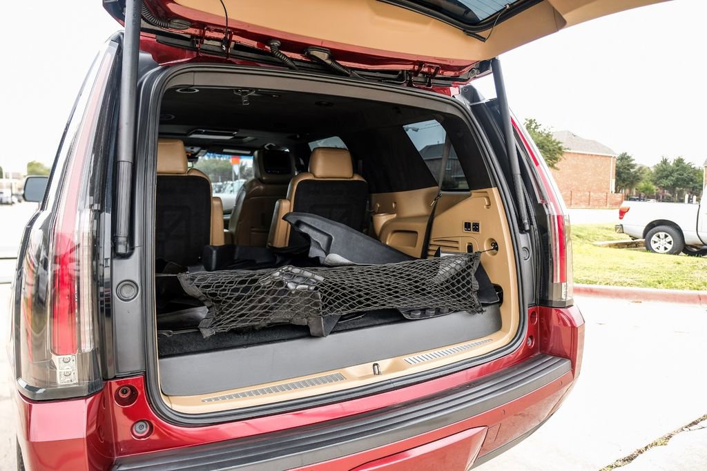 Used 2019 Cadillac Escalade Platinum image 59