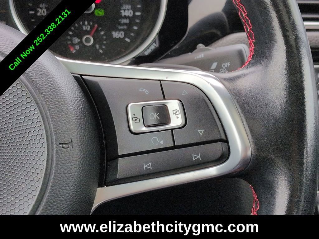 Used 2018 Volkswagen Jetta GLI FWD image 23