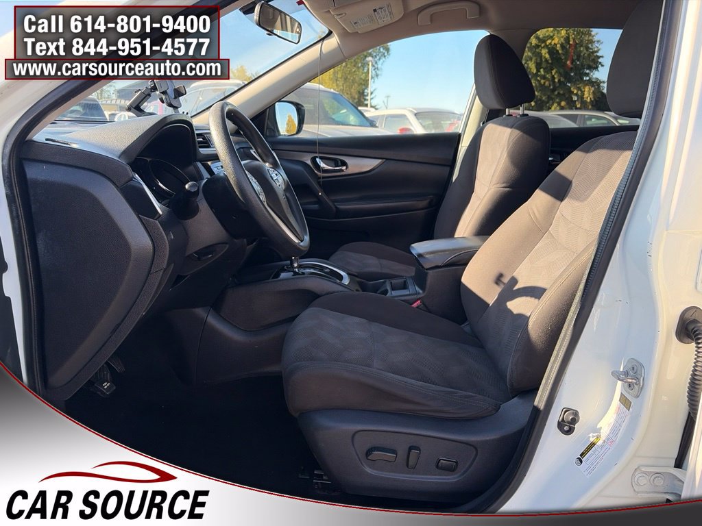 Used 2016 Nissan Rogue SV AWD/4WD image 14