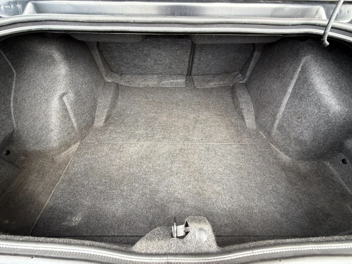 Used 2013 Dodge Challenger SRT8 w/ Harman Kardon Audio Group RWD image 31