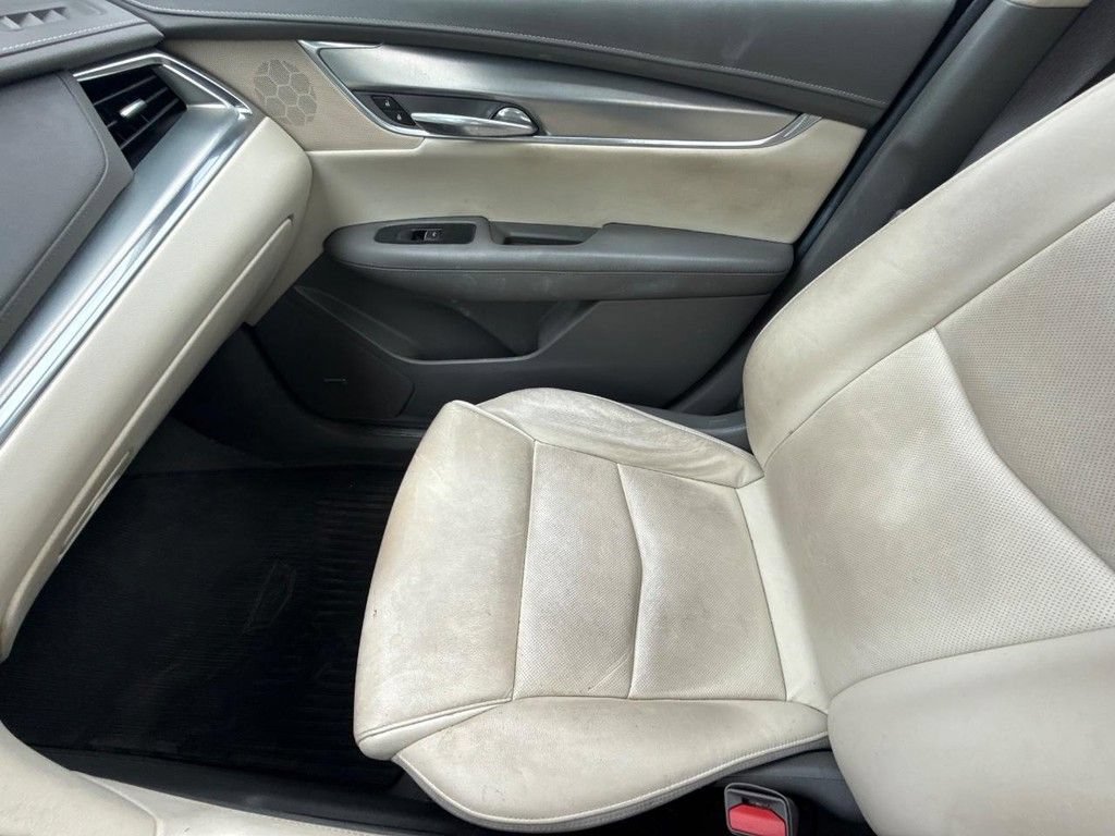 Used 2019 Cadillac XT5 Luxury AWD/4WD image 26