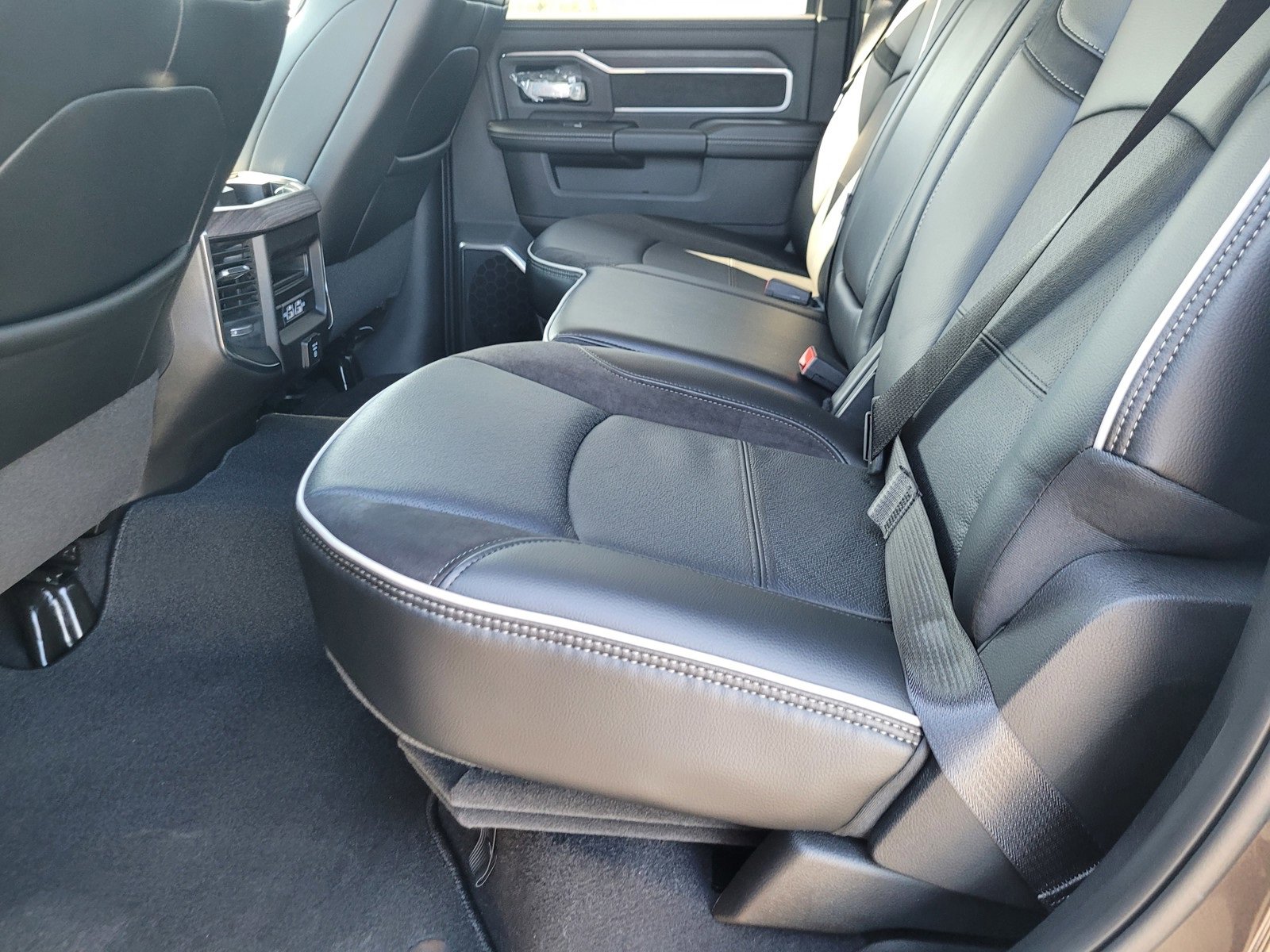 New 2026 RAM 2500 Laramie w/ Night Edition image 10