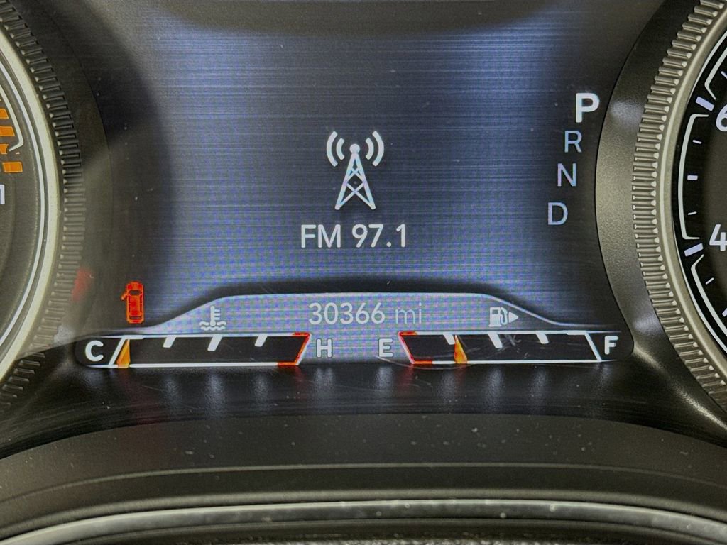 Used 2019 Jeep Cherokee Limited image 8