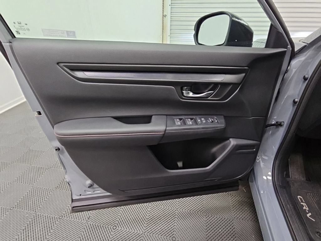 Used 2026 Honda CR-V Sport image 28