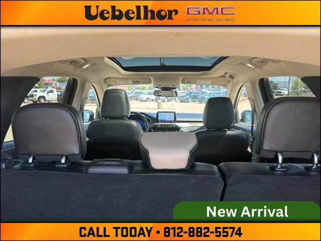 Used 2020 Ford Escape Titanium AWD/4WD image 10