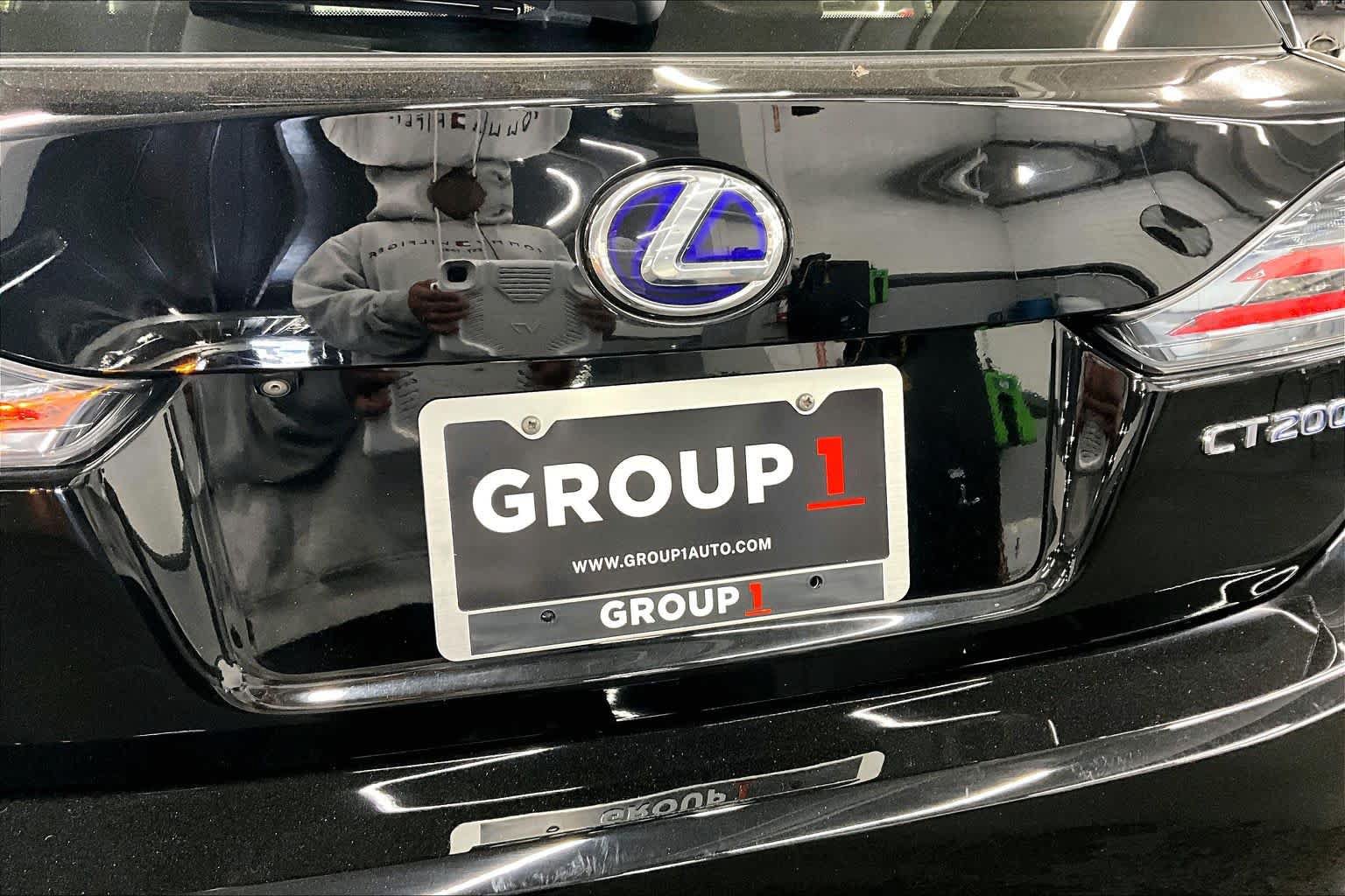 Used 2017 Lexus CT 200h w/ Navigation System Package FWD image 30