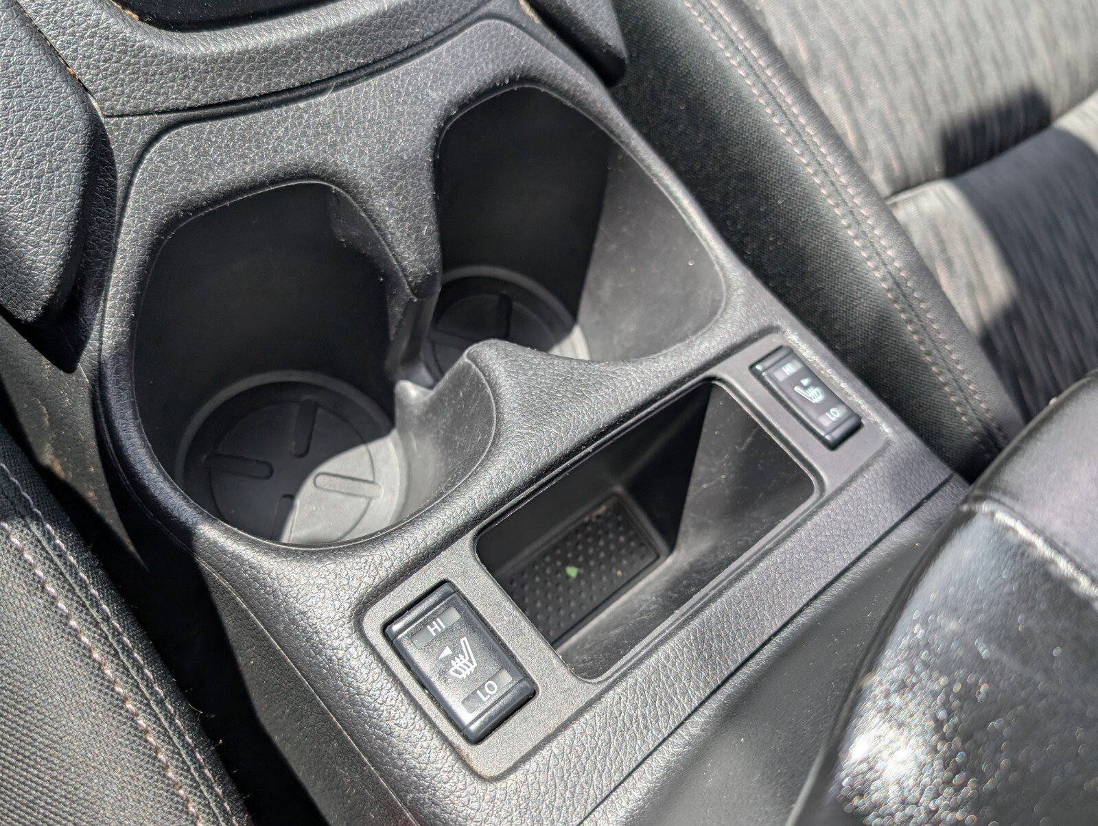 Used 2020 Nissan Rogue SV FWD image 30