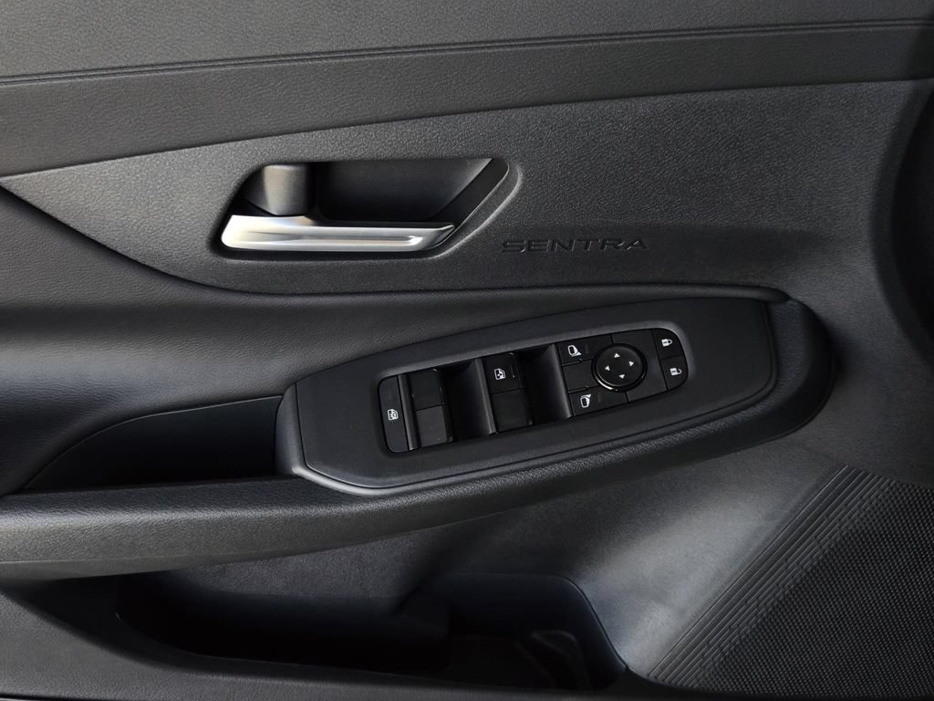 New 2026 Nissan Sentra SV w/ SV Convenience Package FWD image 16