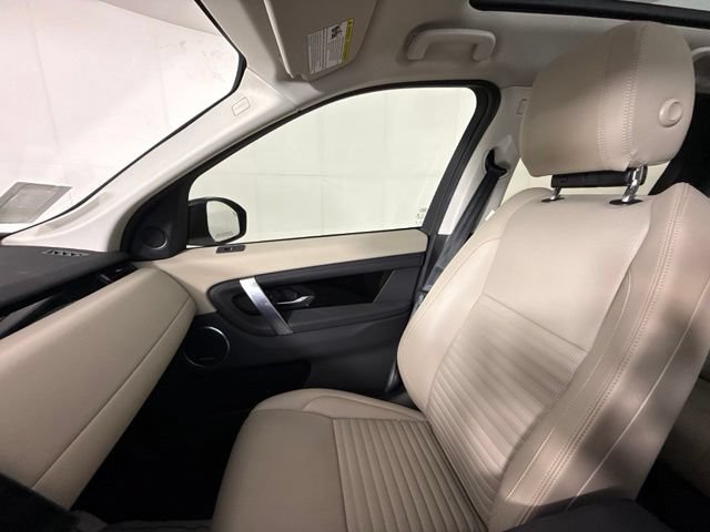 Certified 2025 Land Rover Discovery Sport S AWD/4WD image 18