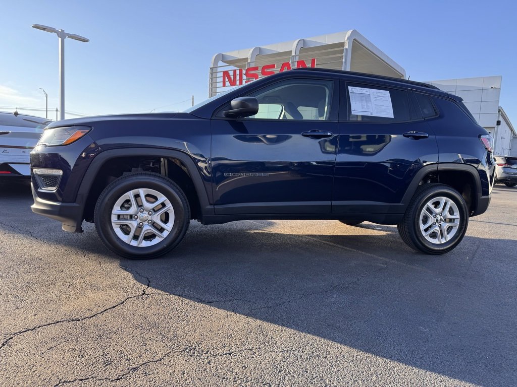 Used 2018 Jeep Compass Sport w/ Tech Group image 2