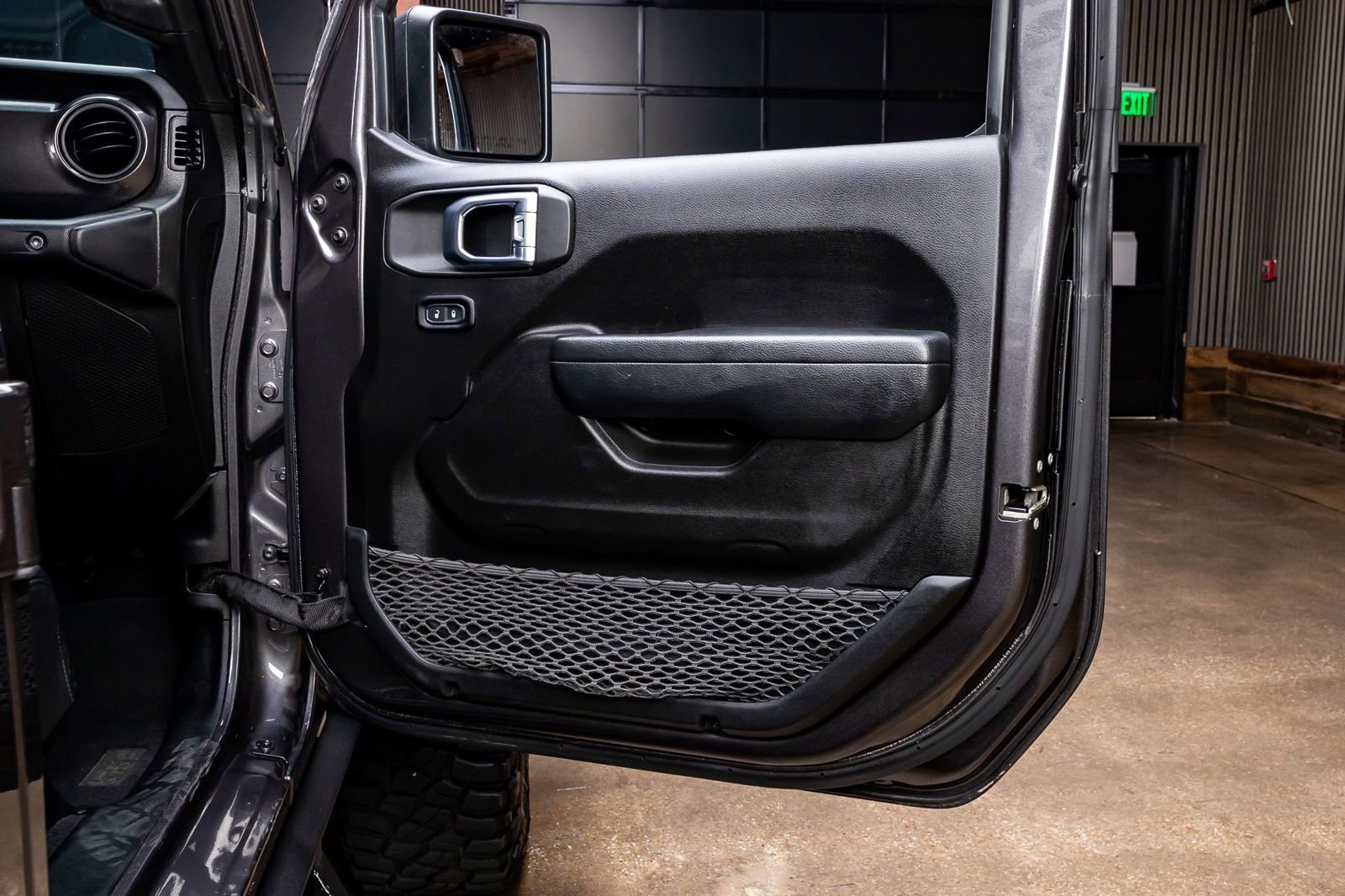 Used 2021 Jeep Wrangler Unlimited Sport AWD/4WD image 36