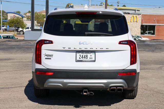 Used 2022 Kia Telluride S image 4