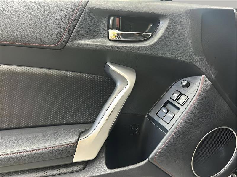 Used 2016 Scion FR-S RWD image 9